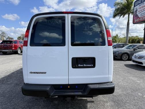 2020 Chevrolet Express 2500 RWD 2500 Extended Wheelbase WT