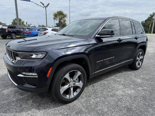 Midnight Sky 2022 Jeep Grand Cherokee 4xe Base