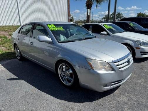 2005 Toyota Avalon XL