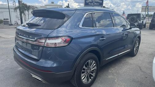 Blue Diamond Metallic 2019 Lincoln Nautilus Select