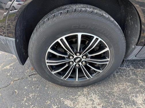 BLACK 2019 Cadillac XT5 Luxury