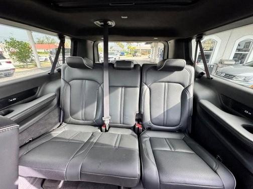 2024 Jeep Grand Wagoneer L Series II 4x4