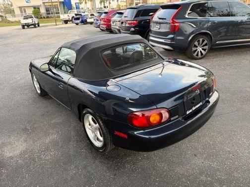 1999 Mazda MX-5 Miata CONVERTIBLE