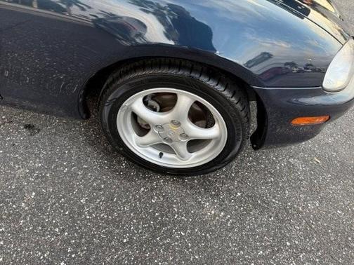 1999 Mazda MX-5 Miata CONVERTIBLE