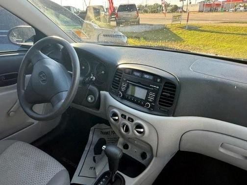 2009 Hyundai Accent GS