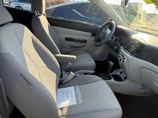 2009 Hyundai Accent GS