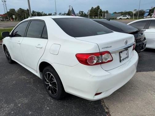 2011 Toyota Corolla LE