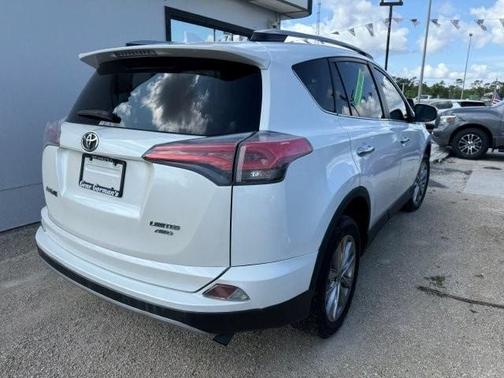 2017 Toyota RAV4 Limited