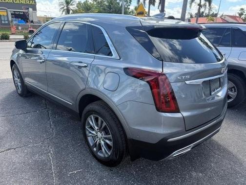2021 Cadillac XT5 Premium Luxury