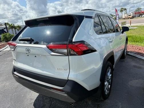 2020 Toyota RAV4 Limited