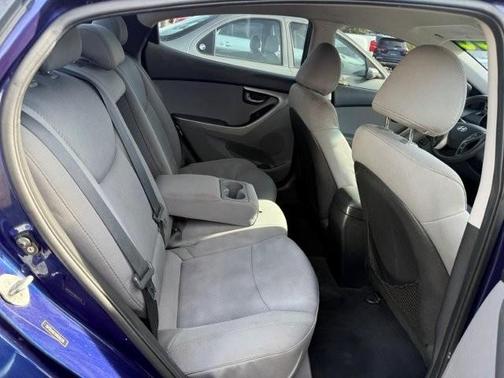 2011 Hyundai ELANTRA GLS
