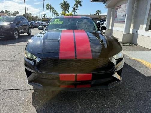 2021 Ford Mustang EcoBoost