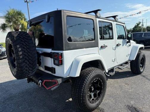 Bright White Clearcoat 2015 Jeep Wrangler Unlimited Freedom Edition