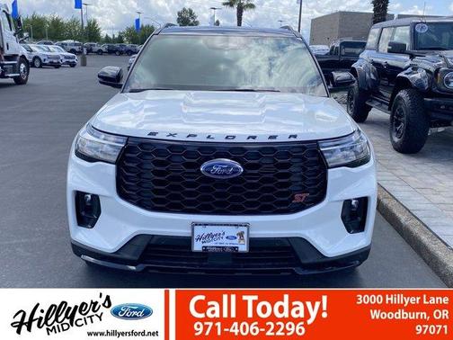 2025 Ford Explorer ST
