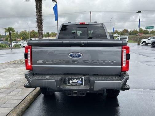 2024 Ford F-350 Lariat Super Duty