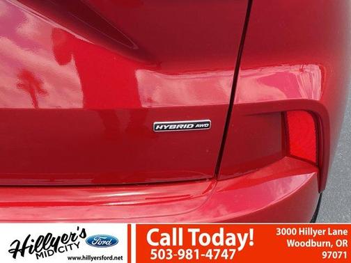 2025 Ford Escape ST-Line Elite