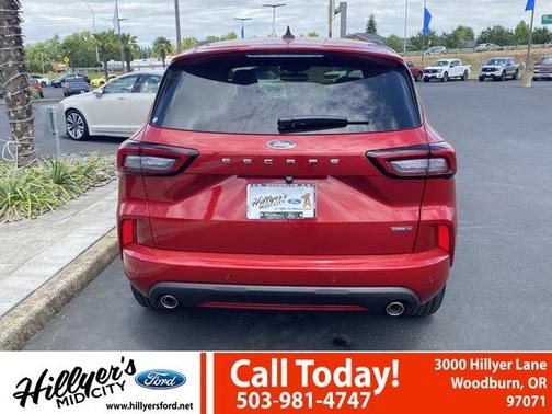 2025 Ford Escape ST-Line Elite