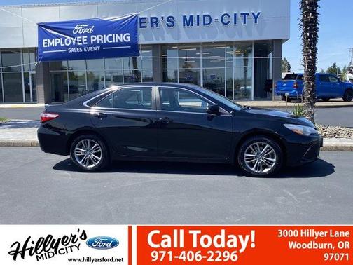 2017 Toyota Camry SE