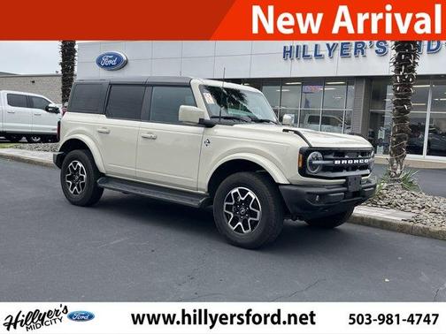 2025 Ford Bronco Outer Banks