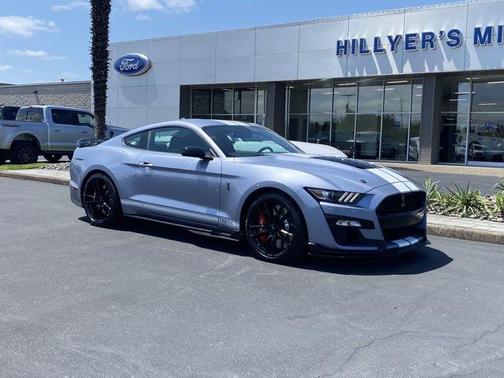2022 Ford Shelby GT500 Base