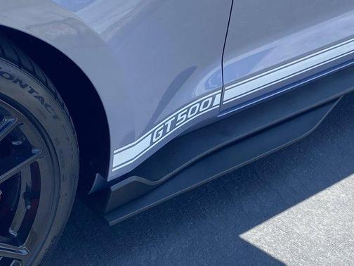 2022 Ford Shelby GT500 Base