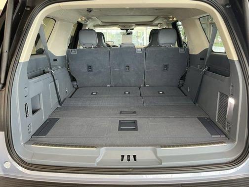 2024 Lincoln Navigator L Black Label
