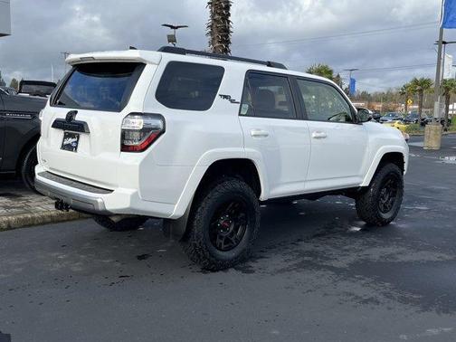 2024 Toyota 4Runner TRD Off Road Premium