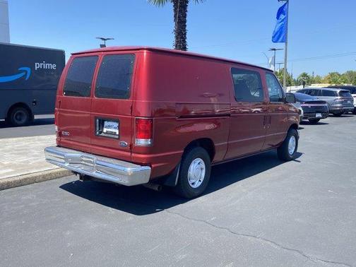 2001 Ford E150 Cargo