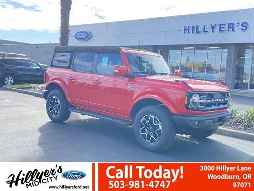 2024 Ford Bronco Outer Banks