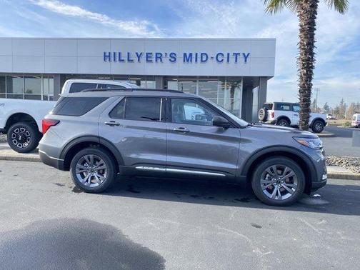 2025 Ford Explorer Active