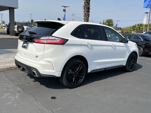 2024 Ford Edge ST