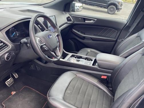 2023 Ford Edge ST LINE