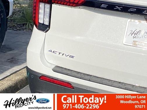 2025 Ford Explorer Active