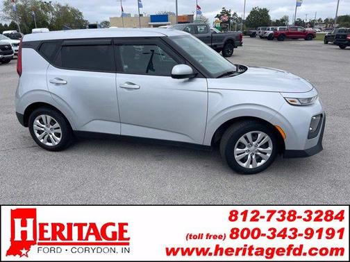 Sparkling Silver 2020 Kia Soul LX