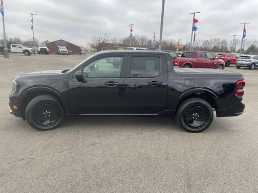 2026 Ford Maverick Lobo Standard