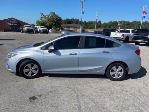2017 Chevrolet Cruze LS