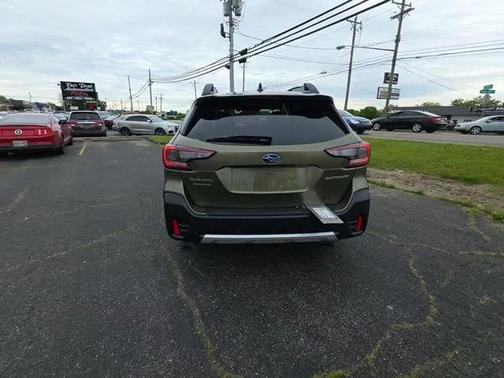 Autumn Green Metallic 2022 Subaru Outback Limited