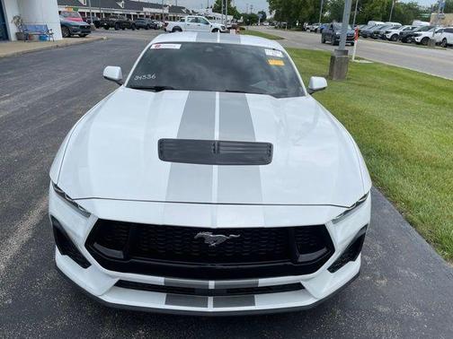 Oxford White 2024 Ford Mustang GT Premium