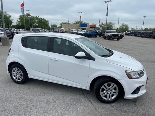 2020 Chevrolet Sonic LT