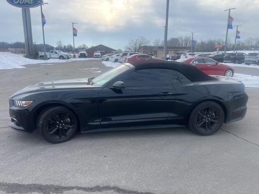 2017 Ford Mustang EcoBoost Premium