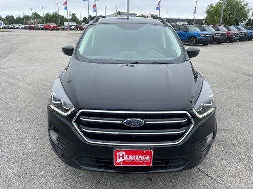 Agate Black Metallic 2019 Ford Escape SE
