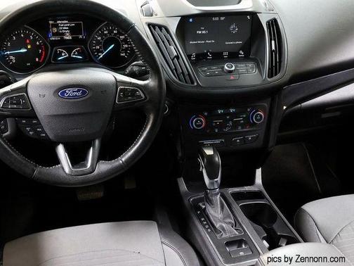 Black Metallic 2019 Ford Escape SE