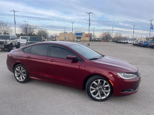 2015 Chrysler 200 S