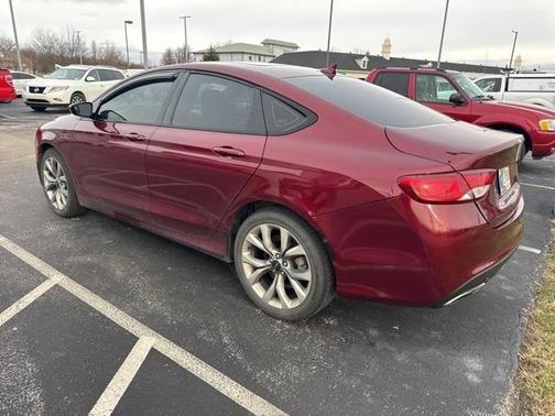 2015 Chrysler 200 S