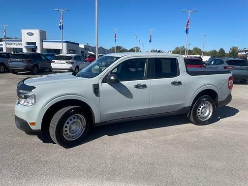 2023 Ford Maverick XL