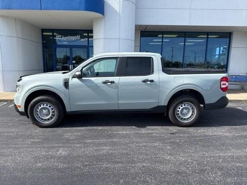 2023 Ford Maverick XL