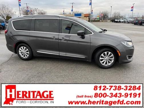 2018 Chrysler Pacifica Touring-L