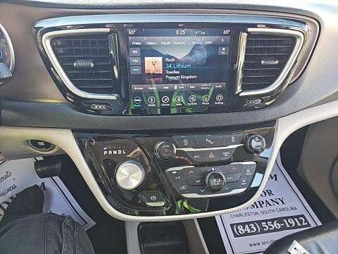 2018 Chrysler Pacifica Touring-L