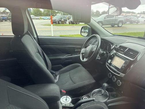 Blue 2015 Mitsubishi Outlander Sport SE