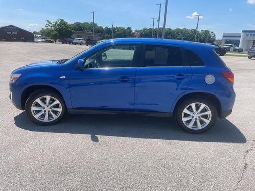 Blue 2015 Mitsubishi Outlander Sport SE